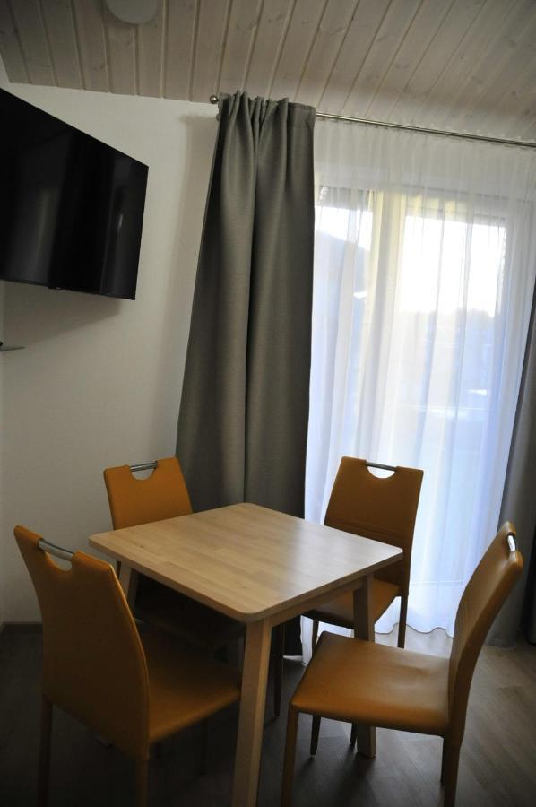 Genio 7A Apartment พาลังกา ภายนอก รูปภาพ